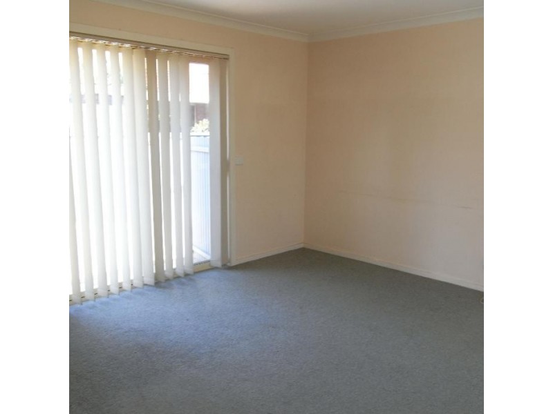 44 Larmer Street, Howlong NSW 2643