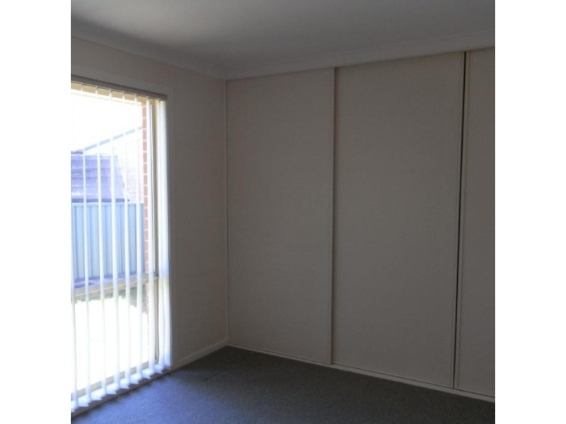 44 Larmer Street, Howlong NSW 2643