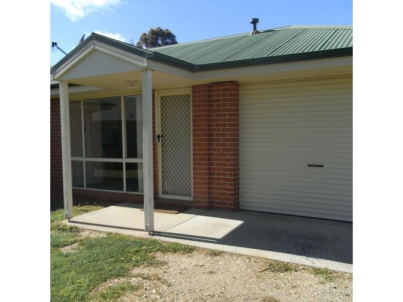 44 Larmer Street, Howlong NSW 2643