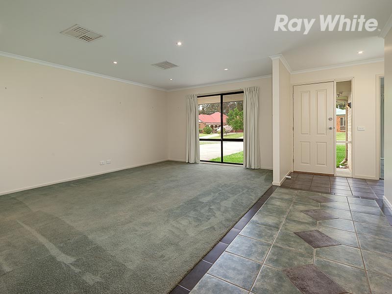 77 The Avenue, Thurgoona NSW 2640