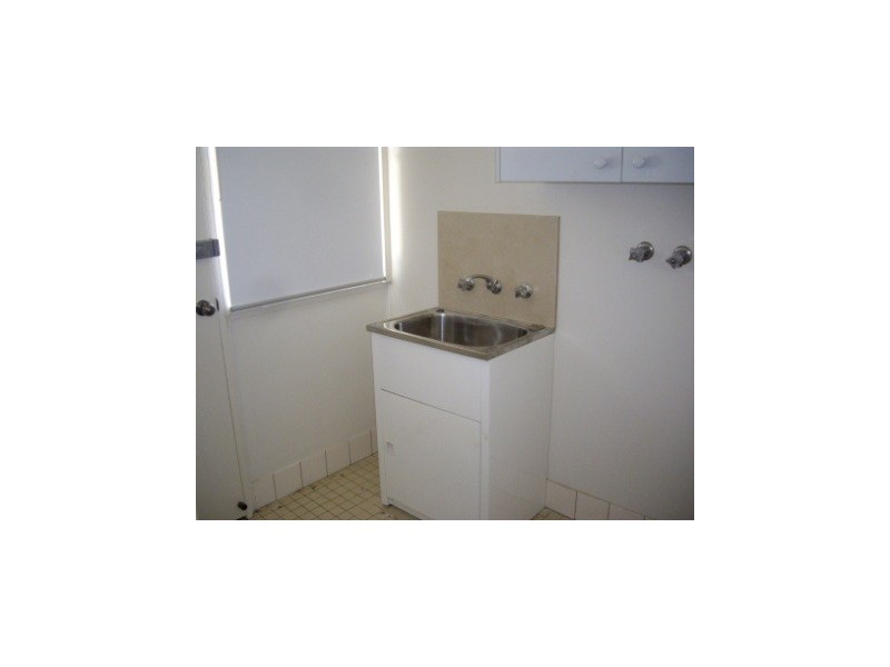 35 Hibiscus Crescent, West Albury NSW 2640