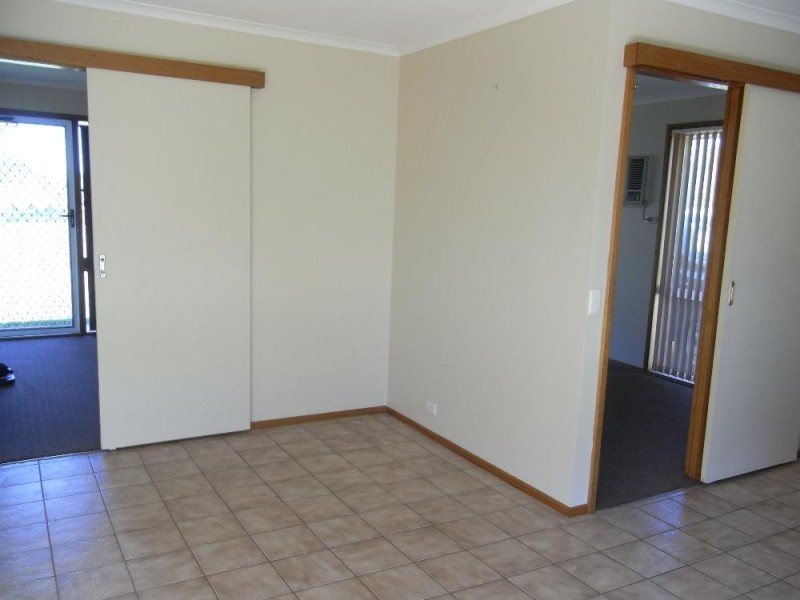 152 Jude Street, Howlong NSW 2643