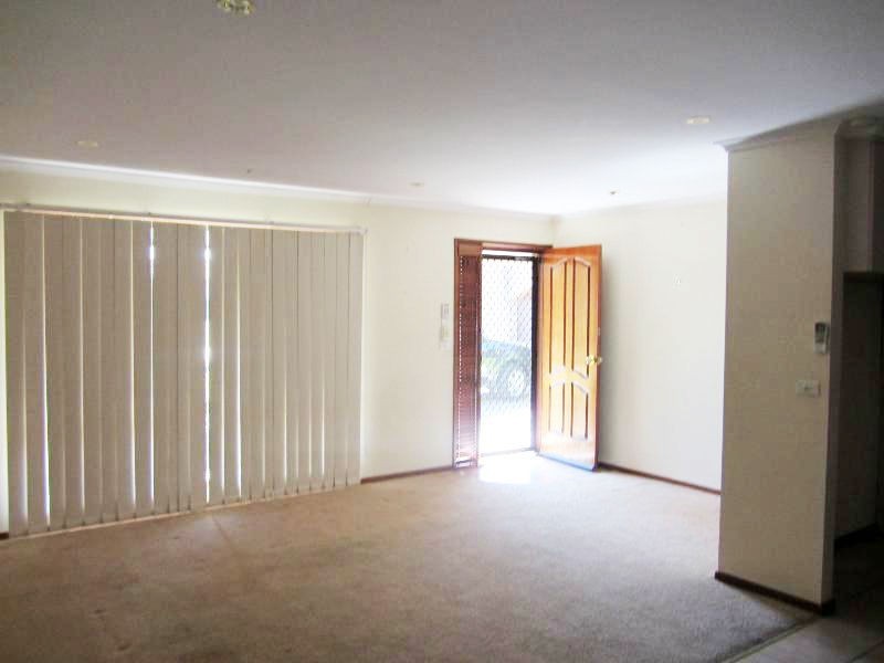 20 Julie Place, Lavington NSW 2641