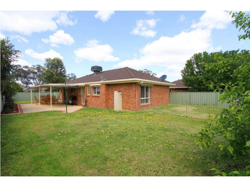 3/19 Saville Avenue, Lavington NSW 2641
