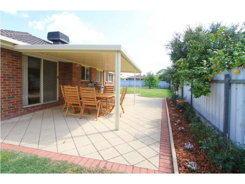 3/19 Saville Avenue, Lavington NSW 2641