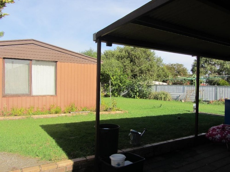 4 Candlebark Street, Thurgoona NSW 2640