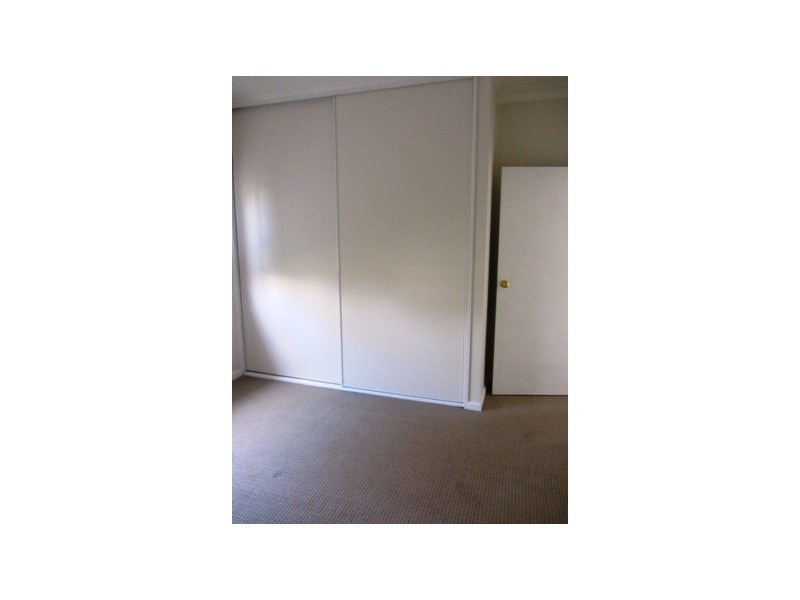 594 Heathwood Avenue, Lavington NSW 2641