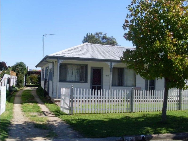 1011 Barooga Street, North Albury NSW 2640