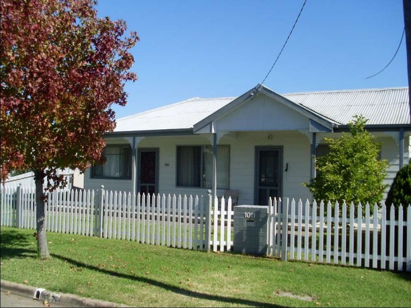 1011 Barooga Street, North Albury NSW 2640