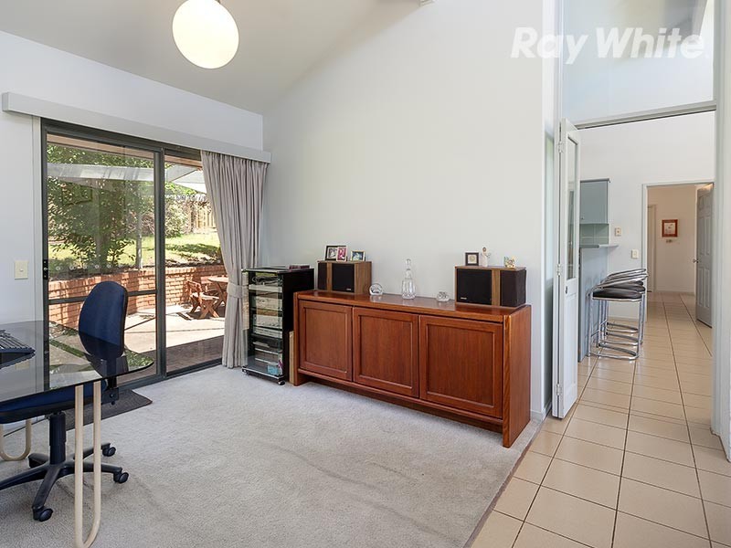 1 Palm Drive, East Albury NSW 2640