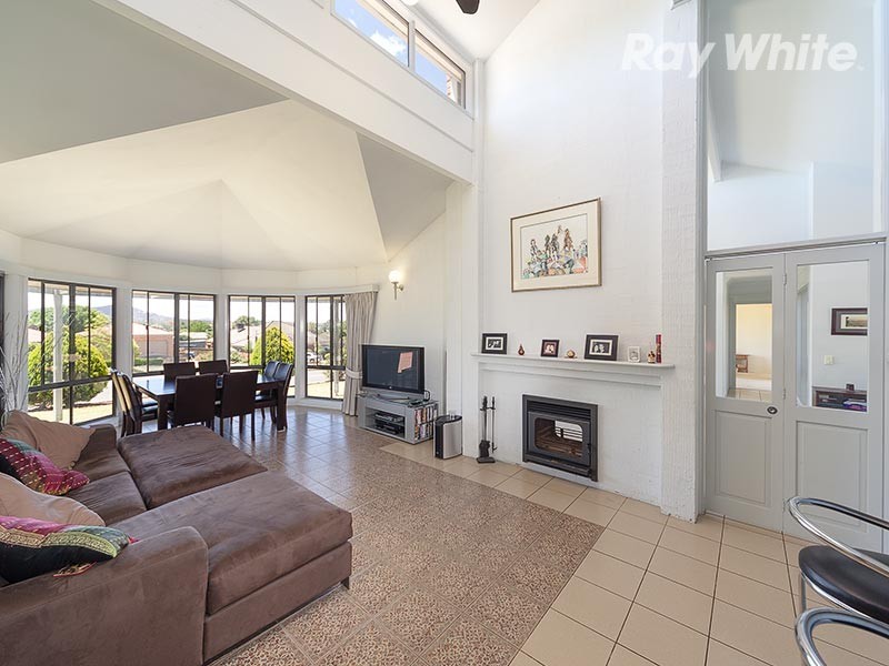 1 Palm Drive, East Albury NSW 2640