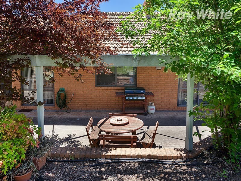 1 Palm Drive, East Albury NSW 2640