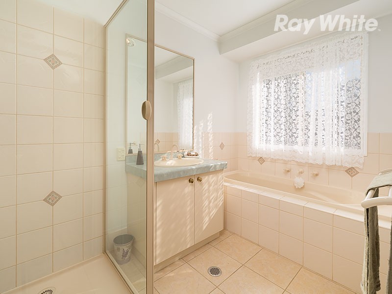 45 East Street, Howlong NSW 2643