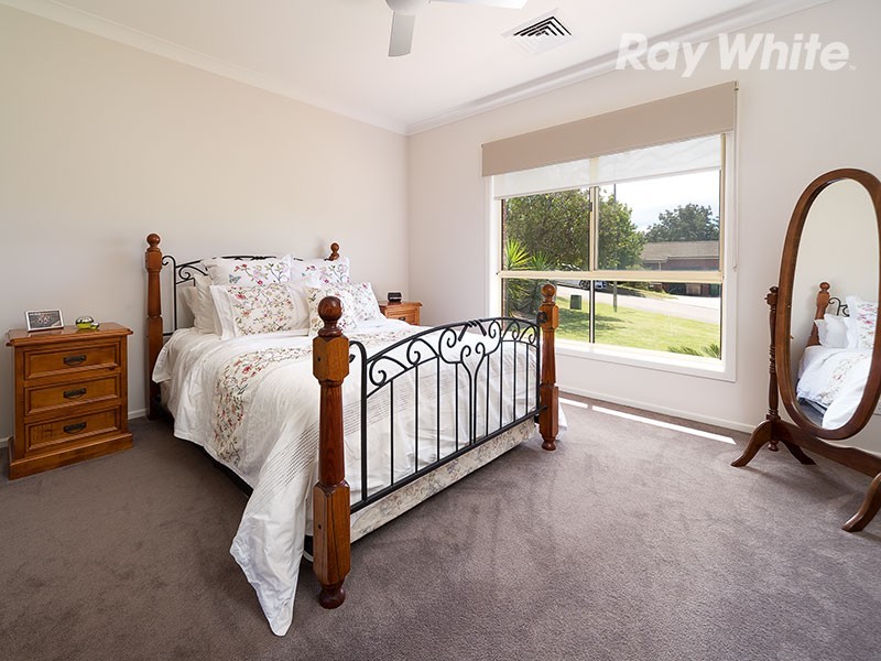 10 Sunrise Terrace, East Albury NSW 2640