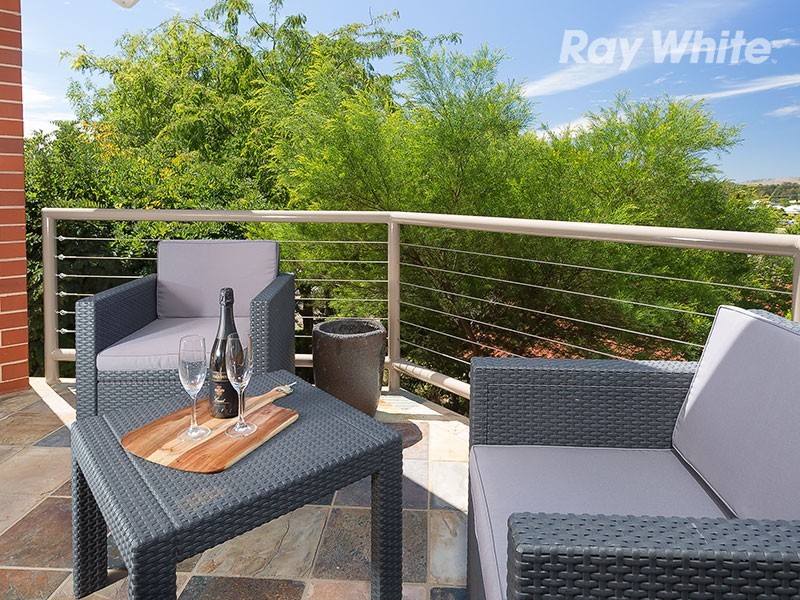 10 Sunrise Terrace, East Albury NSW 2640