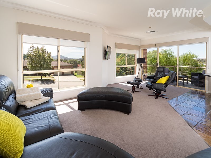 10 Sunrise Terrace, East Albury NSW 2640