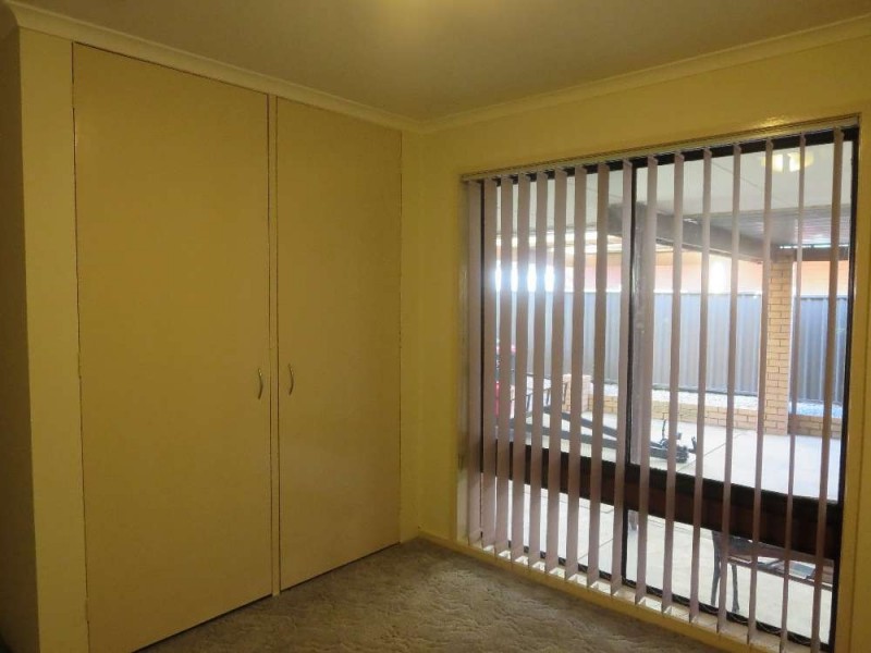 5 Renwick Court, Lavington NSW 2641