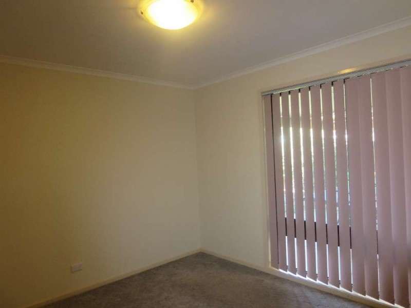 5 Renwick Court, Lavington NSW 2641