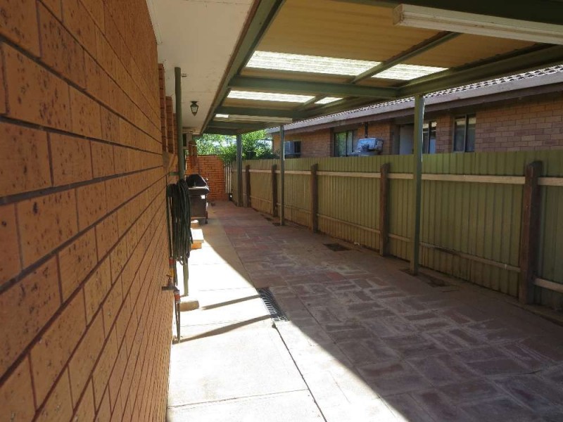 5 Renwick Court, Lavington NSW 2641