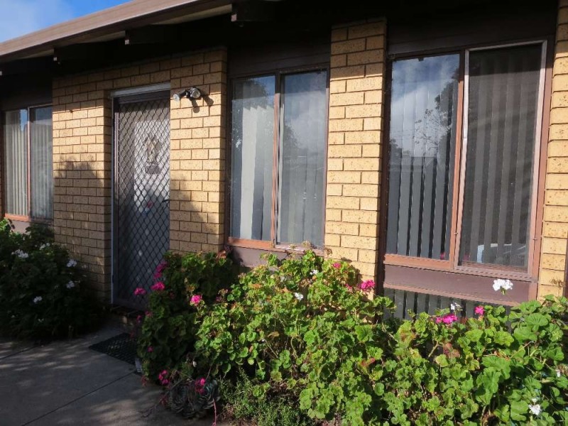 4/635 Storey Street, Lavington NSW 2641