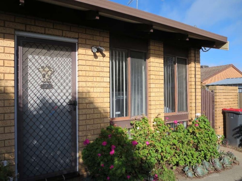 4/635 Storey Street, Lavington NSW 2641