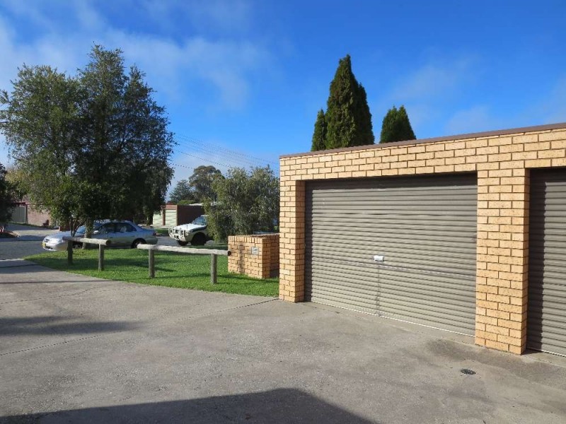 4/635 Storey Street, Lavington NSW 2641