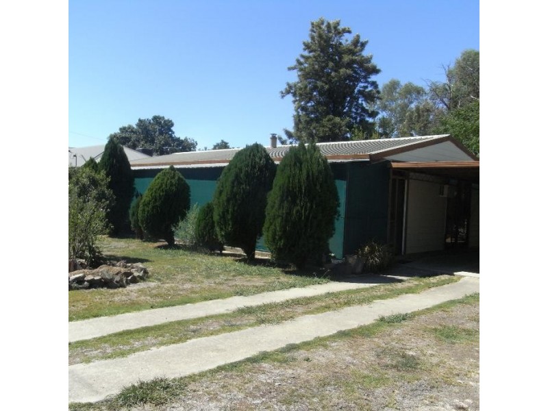 60 Read Street, Howlong NSW 2643