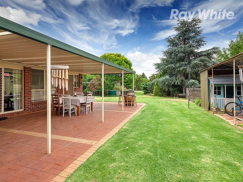 51 Pell Street, Howlong NSW 2643
