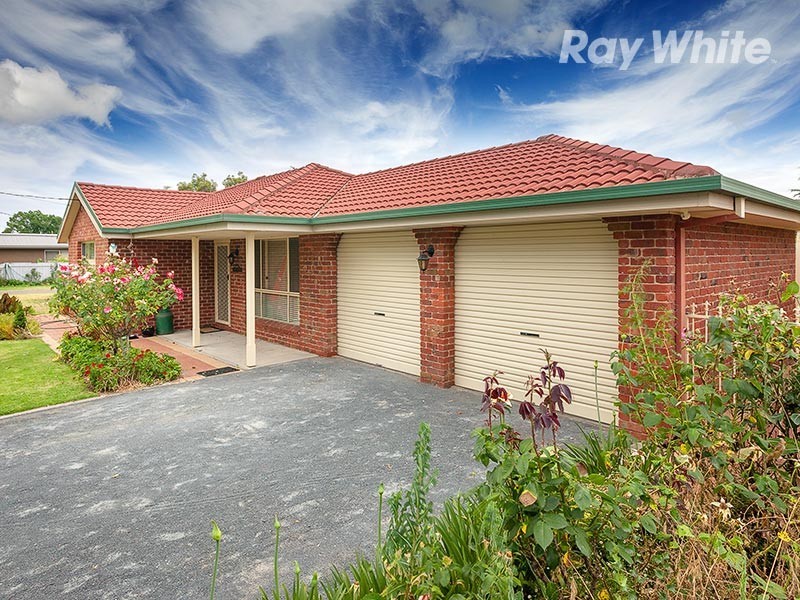 51 Pell Street, Howlong NSW 2643