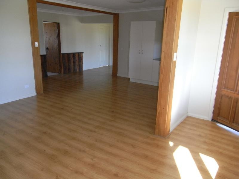 70 Read Street, Howlong NSW 2643