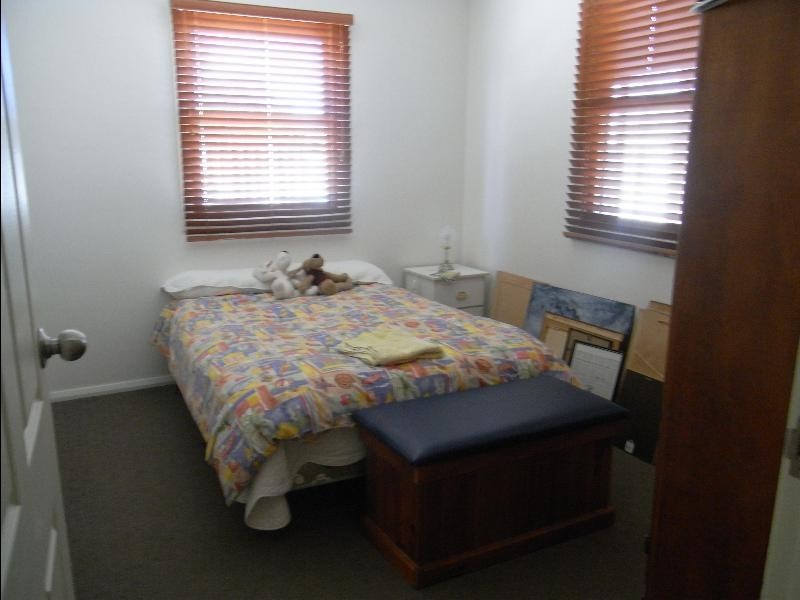 70 Read Street, Howlong NSW 2643