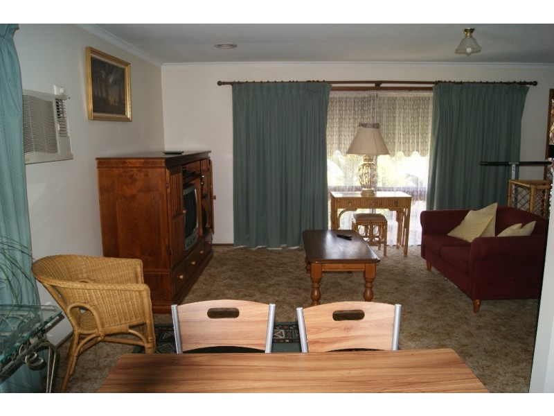 1/434 Union Road, Lavington NSW 2641