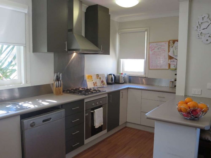 965 Captain Cook Drive, North Albury NSW 2640