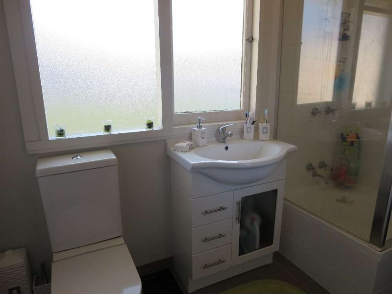 965 Captain Cook Drive, North Albury NSW 2640