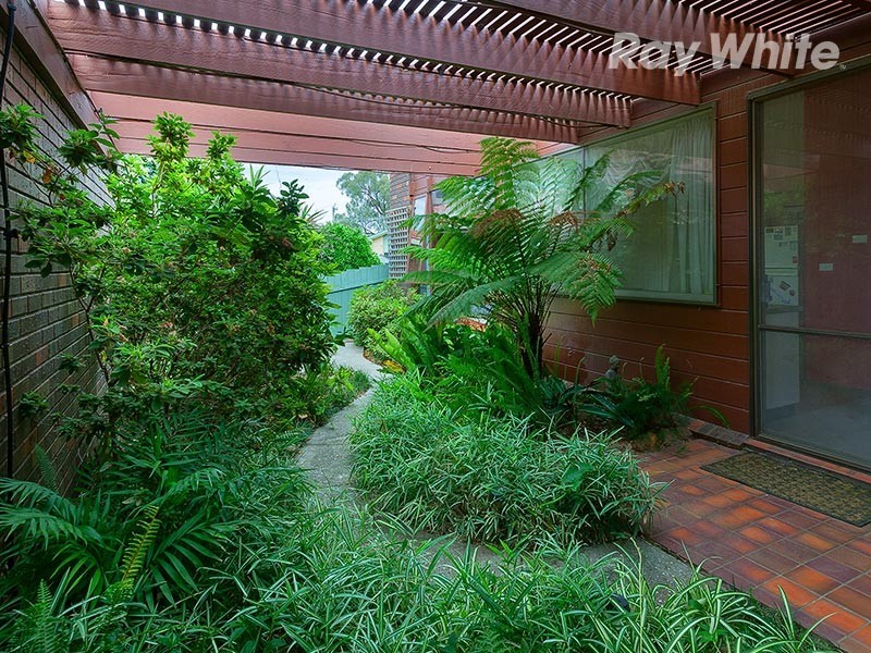 399 Red Hill Court, Lavington NSW 2641