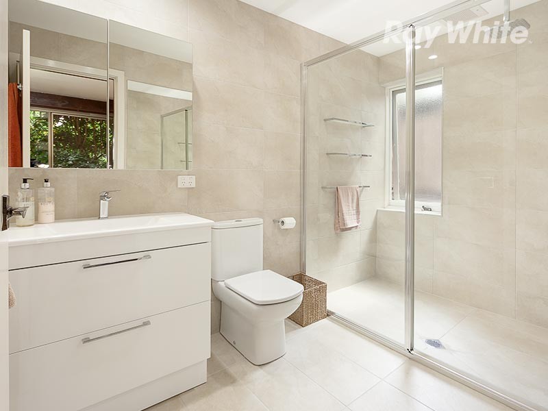 399 Red Hill Court, Lavington NSW 2641