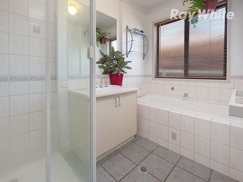 23 Heppner Court, Thurgoona NSW 2640