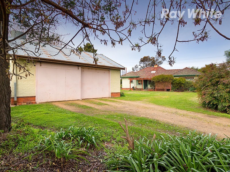 98 Balfour Street, Culcairn NSW 2660