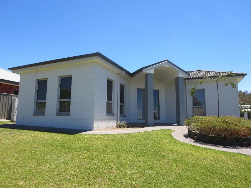 68 Emma Way, Glenroy NSW 2640