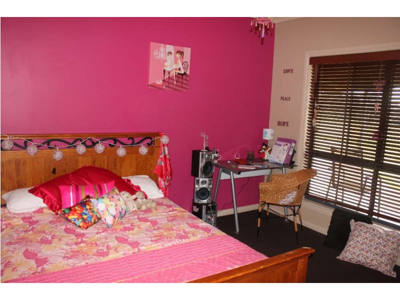 6 Woodswallow Lane, Jindera NSW 2642