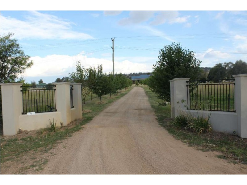 6 Woodswallow Lane, Jindera NSW 2642