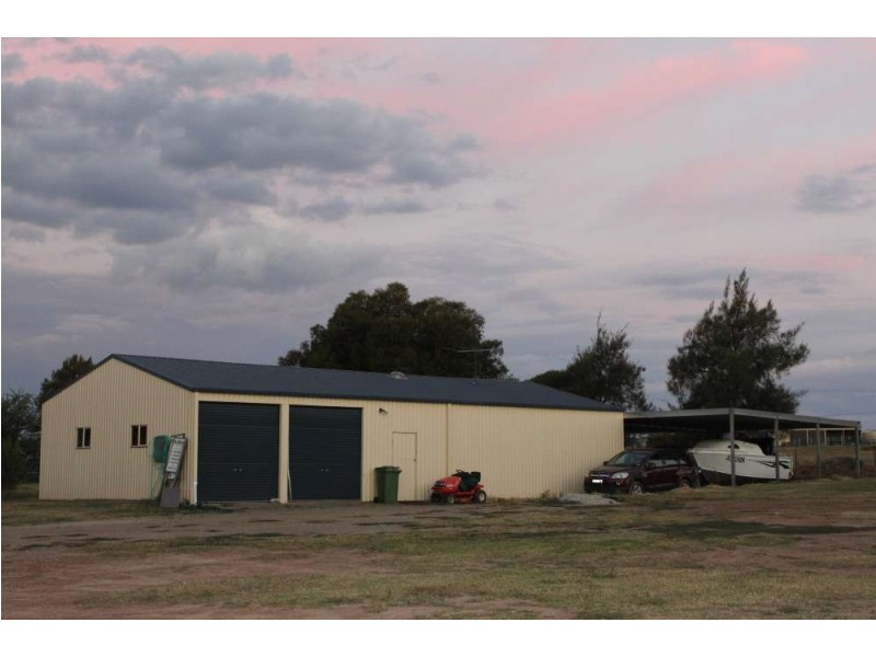 6 Woodswallow Lane, Jindera NSW 2642