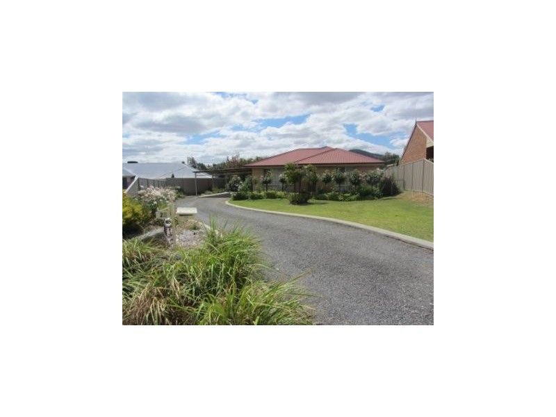 24 Berberick Court, Thurgoona NSW 2640