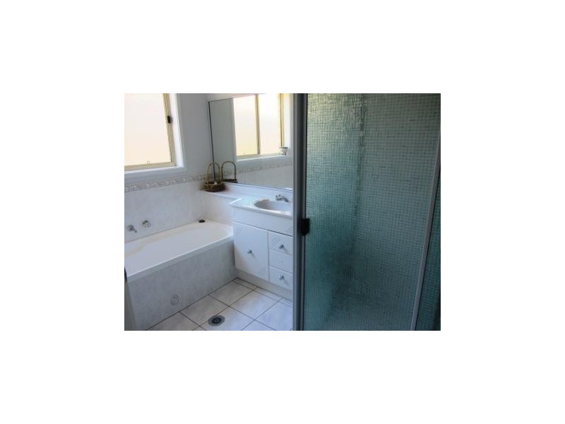 24 Berberick Court, Thurgoona NSW 2640
