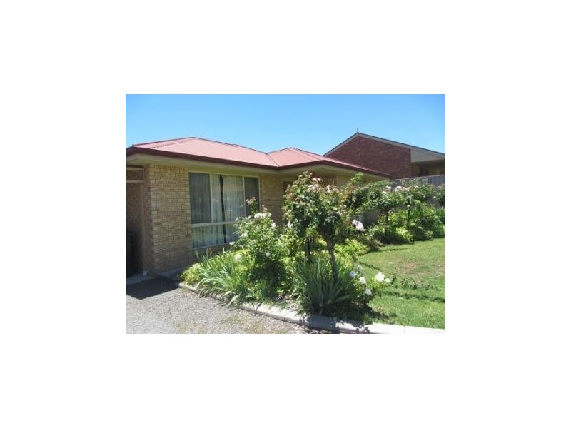 24 Berberick Court, Thurgoona NSW 2640