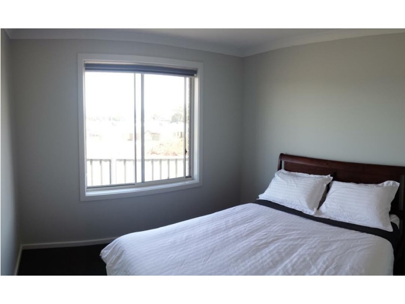 7 Friabird Way, Thurgoona NSW 2640