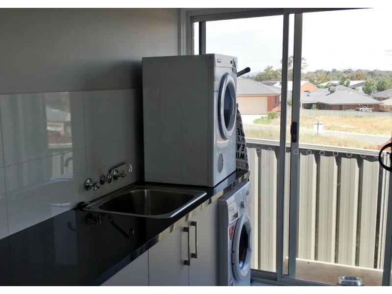 7 Friabird Way, Thurgoona NSW 2640