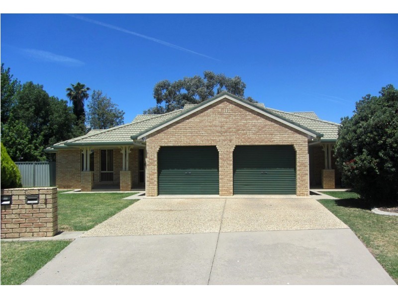 1/326 Shirleen Crescent, Lavington NSW 2641