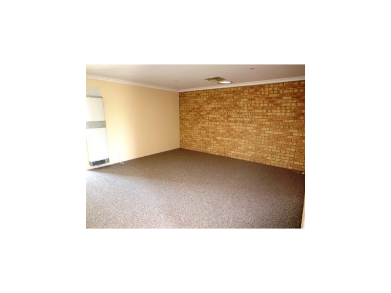 1/326 Shirleen Crescent, Lavington NSW 2641