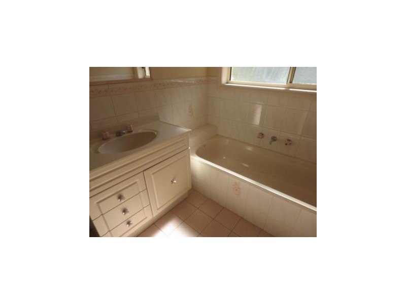 1/326 Shirleen Crescent, Lavington NSW 2641